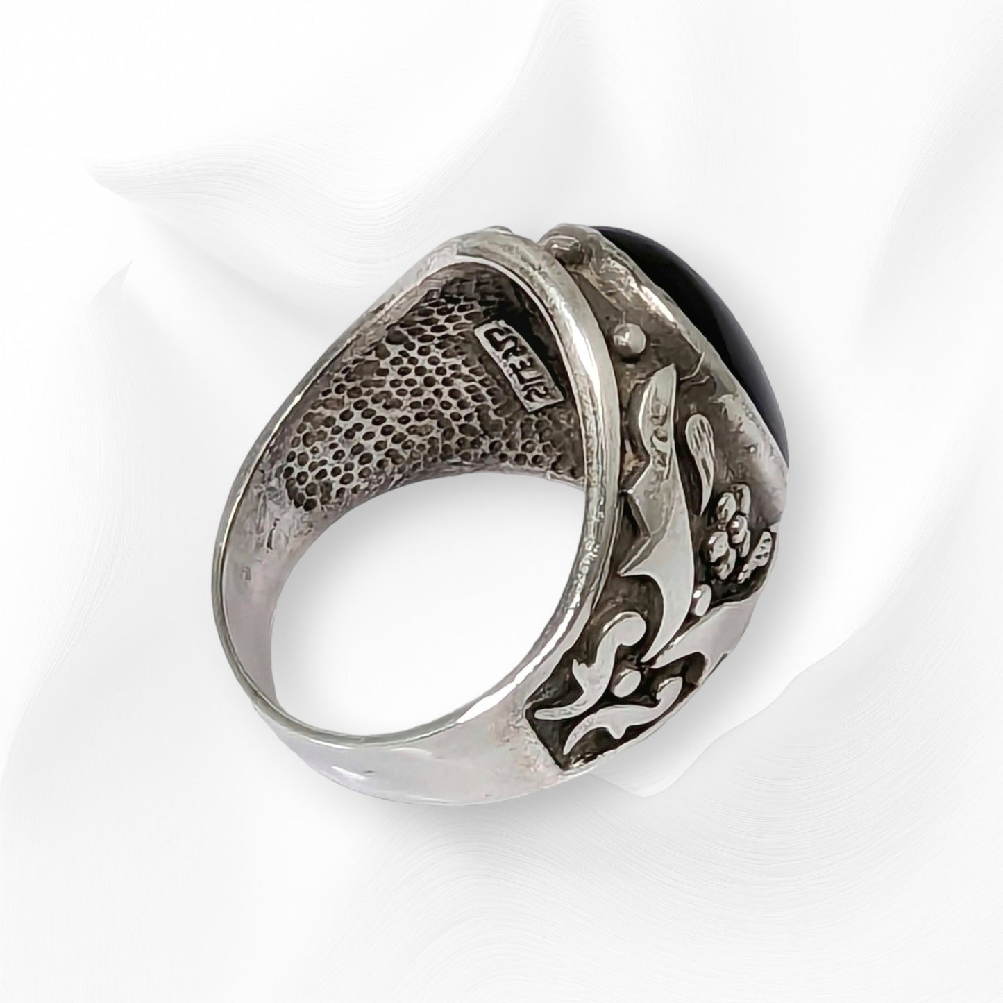 925 Sterling Silver Men's Ring With Authentic Black Onyx Gemstone