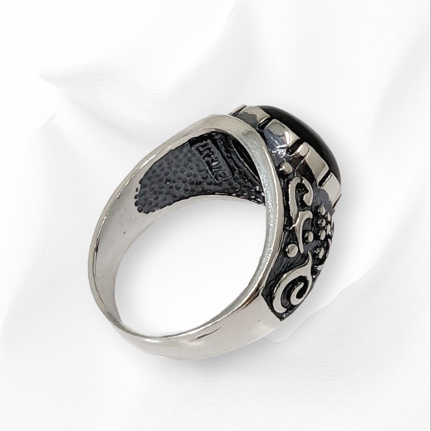 925 Sterling Silver Men's Ring With Authentic Black Onyx Gemstone