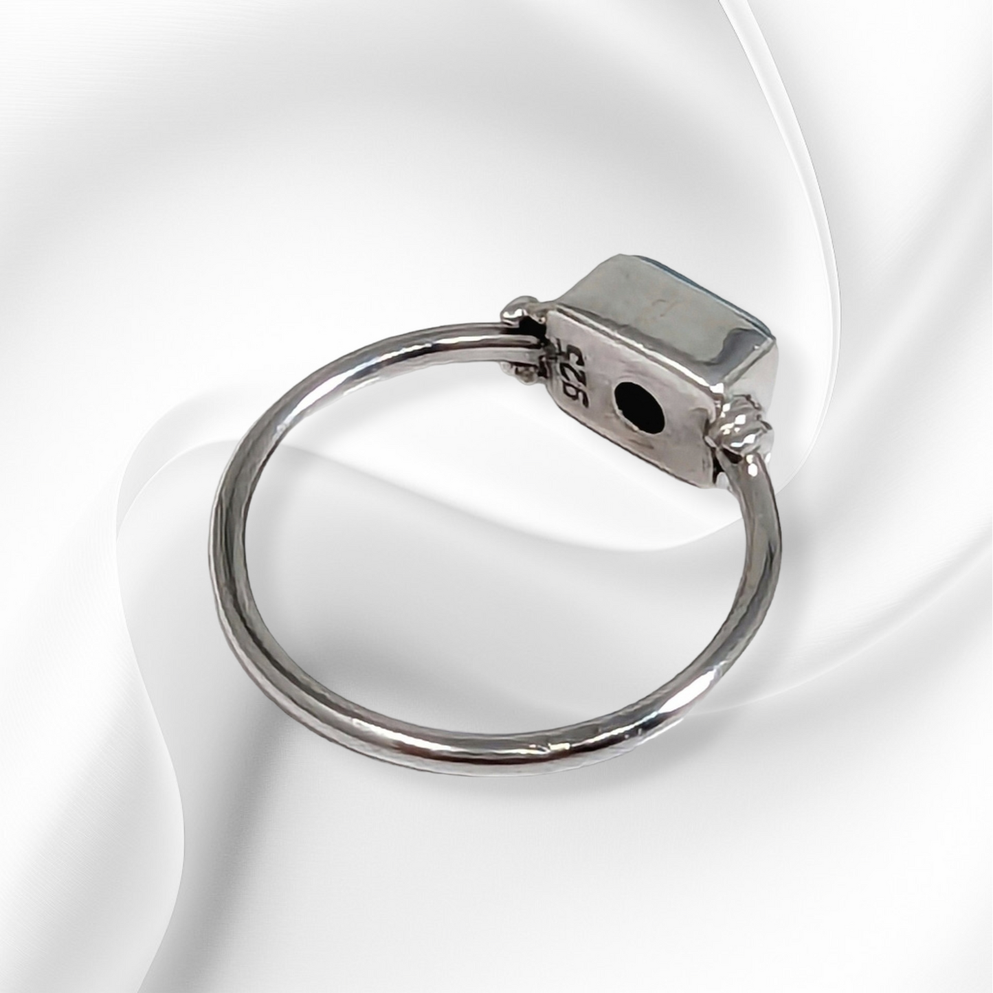 925 Sterling Silver Women's Ring With Authentic Turquoise Gemstone