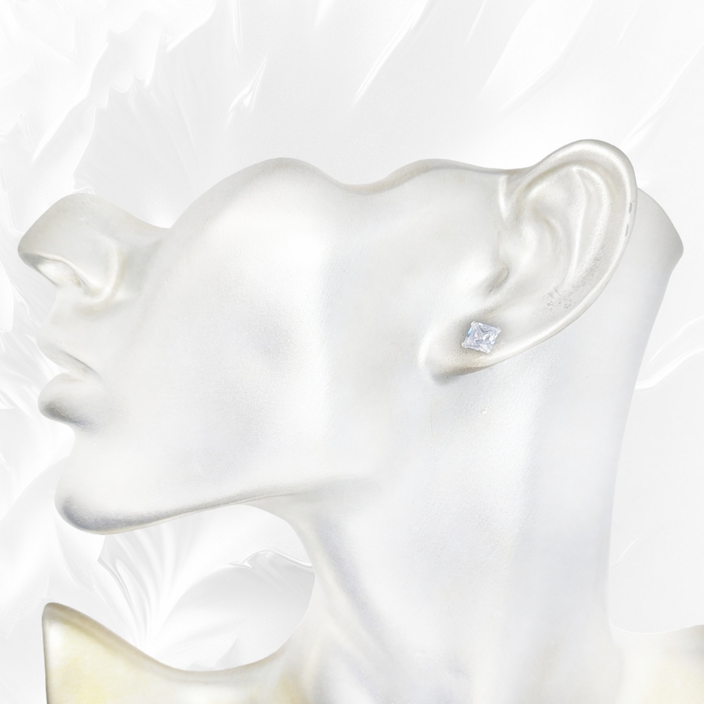 925 Sterling Silver Stud Earrings with Cubic Zirconia Crystals