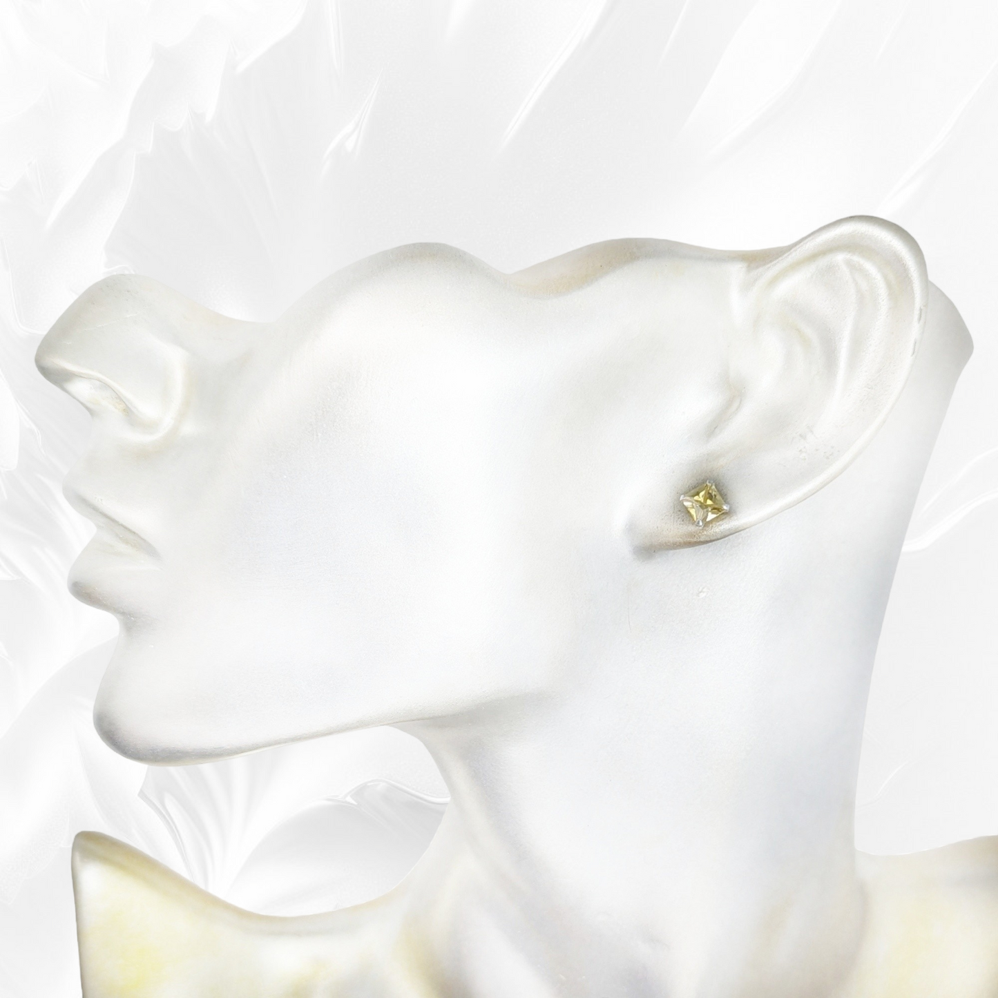 925 Sterling Silver Stud Earrings with Cubic Zirconia Crystals