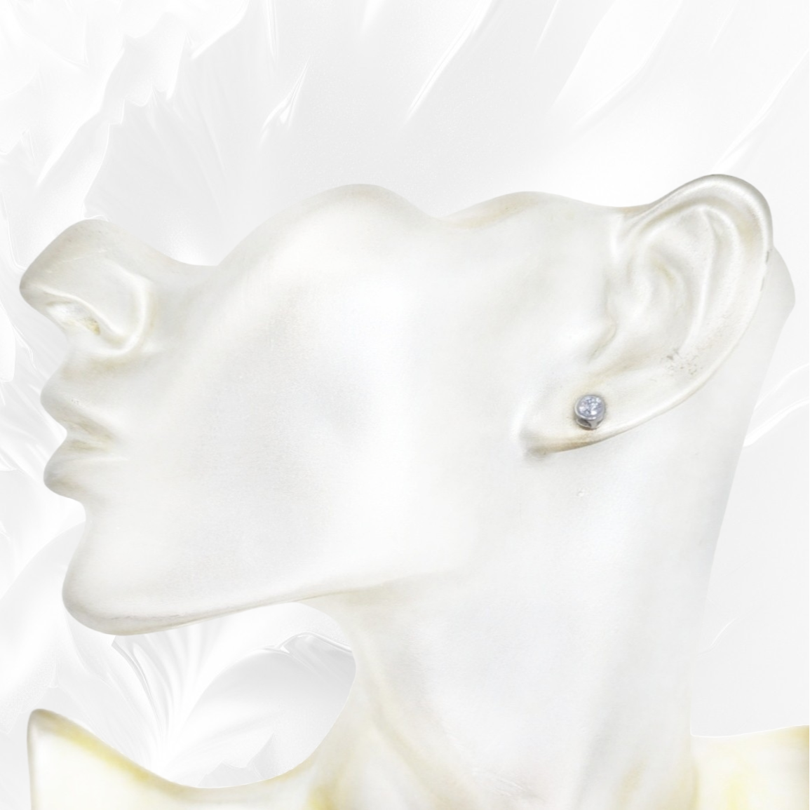 925 Sterling Silver Stud Earrings with Clear Cubic Zirconia Crystals