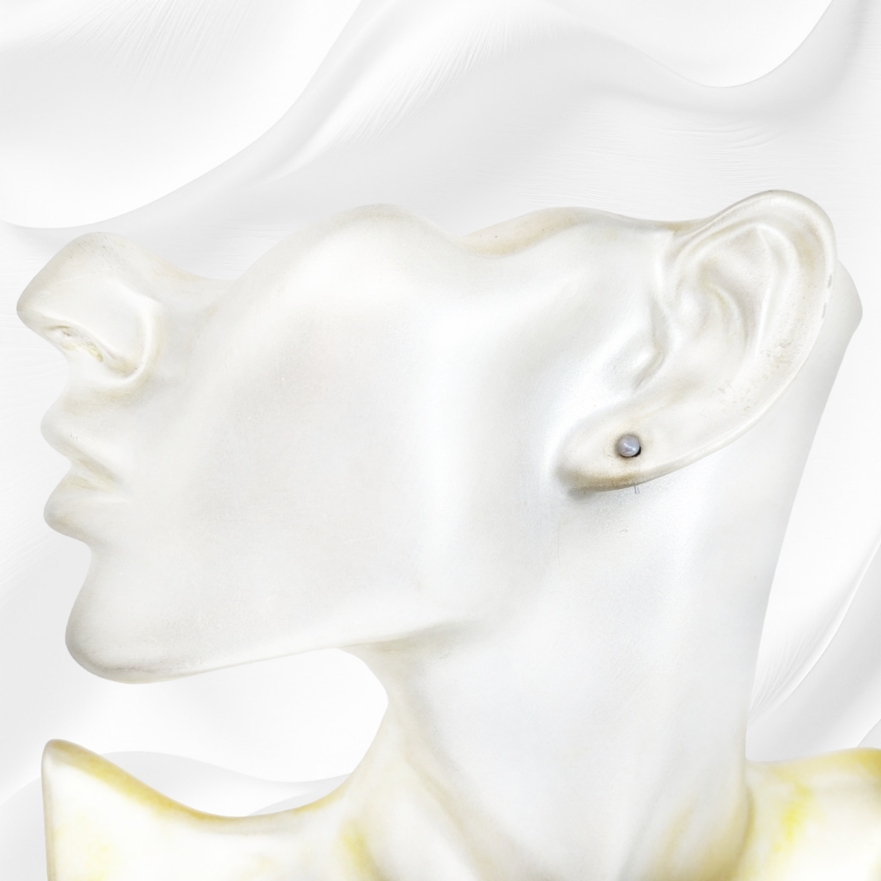 925 Sterling Silver Stud Earrings with Freshwater Pearls