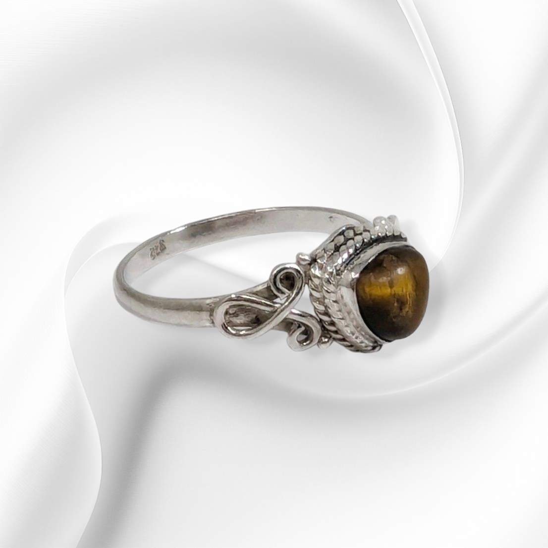 925 Sterling Silver Women's Ring with Authentic Tiger's Eye Gemstone