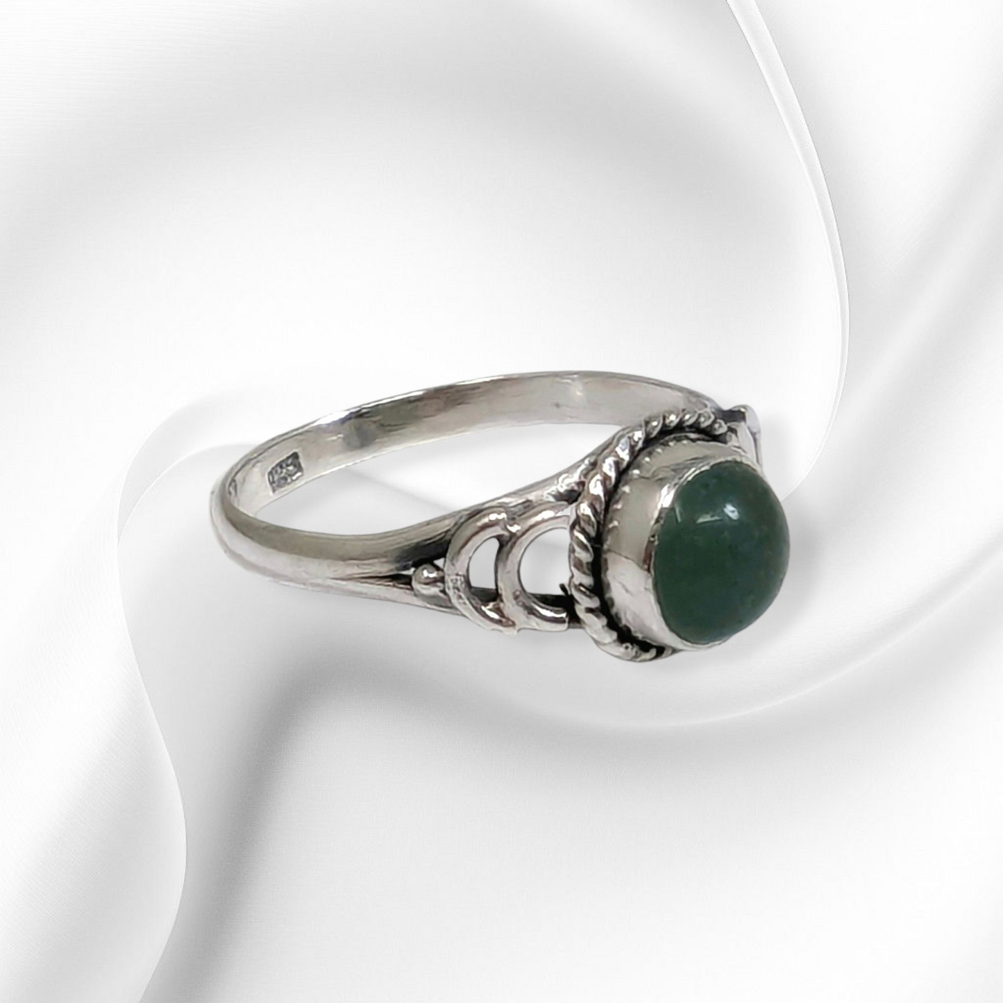 925 Sterling Silver Women's Ring with Authentic Green Aventurine Gemstone