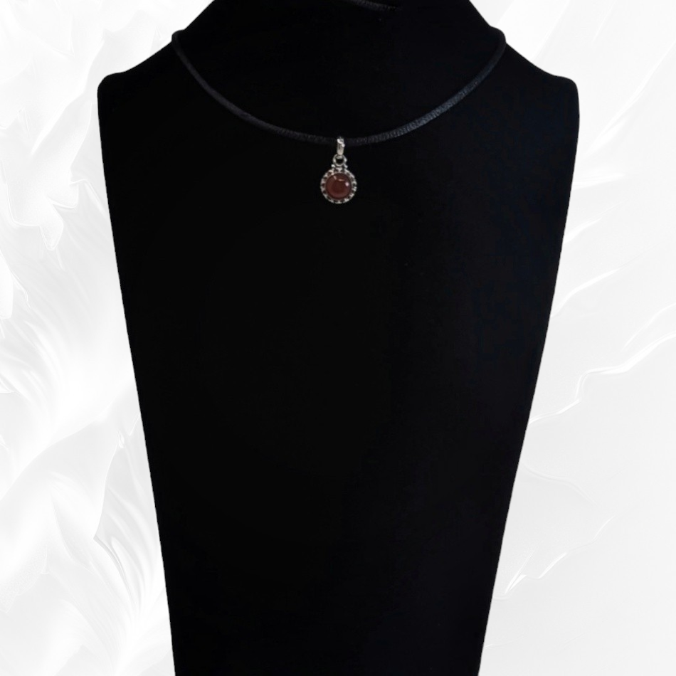 925 Sterling Silver Women Pendant With Authentic Carnelian Gemstone