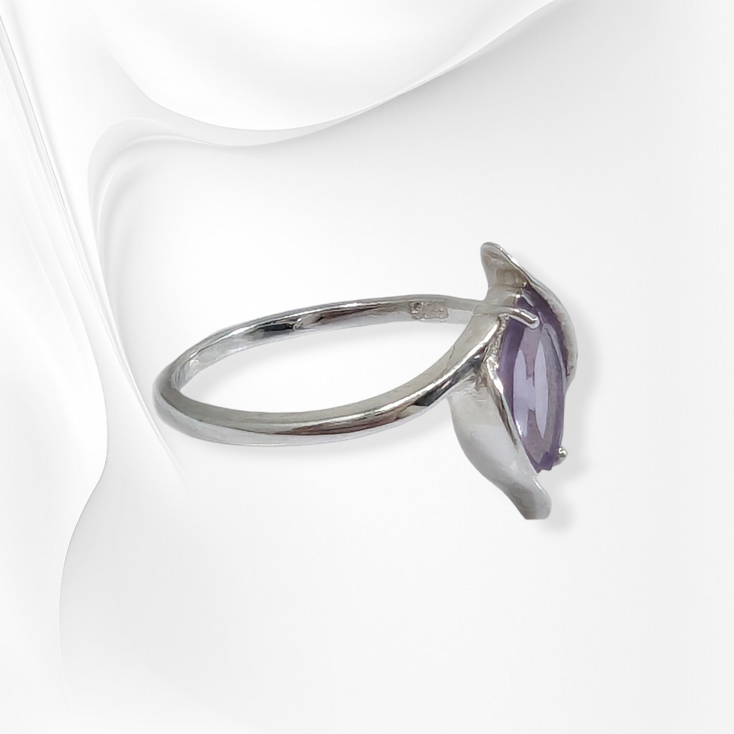 925 Sterling Silver Women's Ring with Authentic Amethyst Gemstone