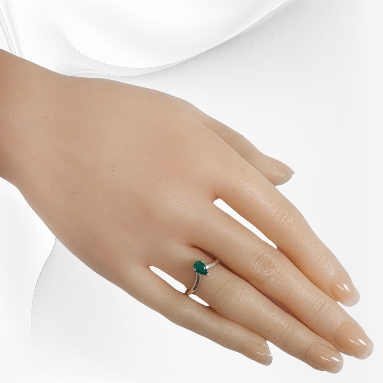 925 Sterling Silver Women's Ring with Authentic Green Onyx Gemstone