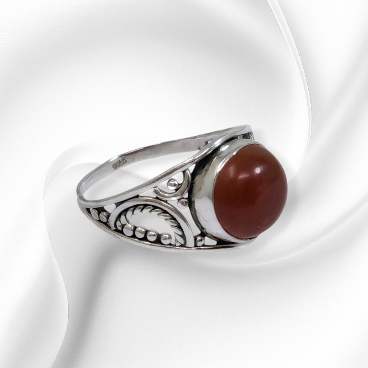 925 Sterling Silver Women's Ring with Authentic Carnelian Gemstone