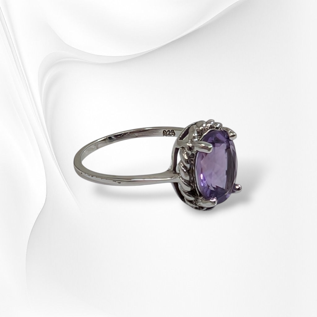 925 Sterling Silver Women's Ring with Authentic Amethyst Gemstone