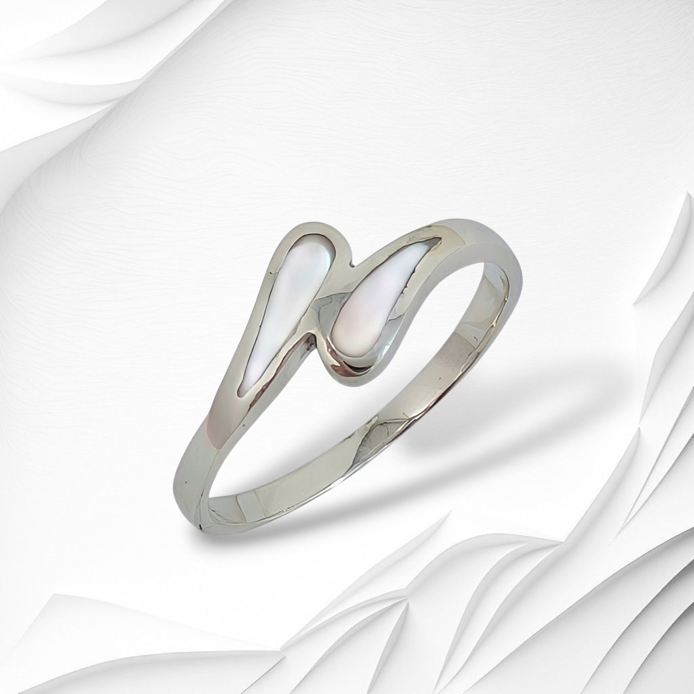 925 Sterling Silver Women's Ring with Authentic Mother of Pearl