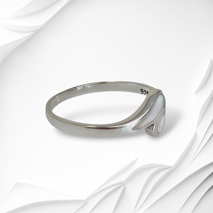925 Sterling Silver Women's Ring with Authentic Mother of Pearl