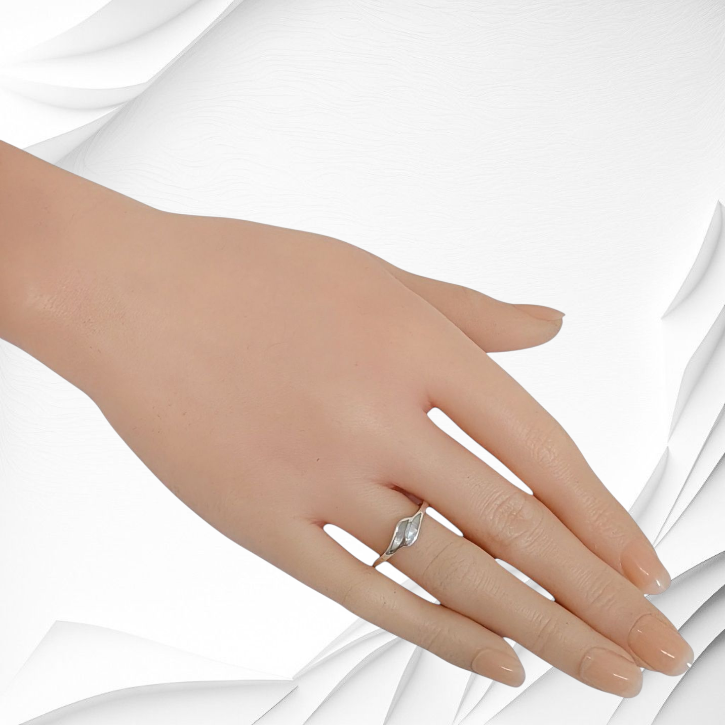 925 Sterling Silver Women's Ring with Authentic Mother of Pearl