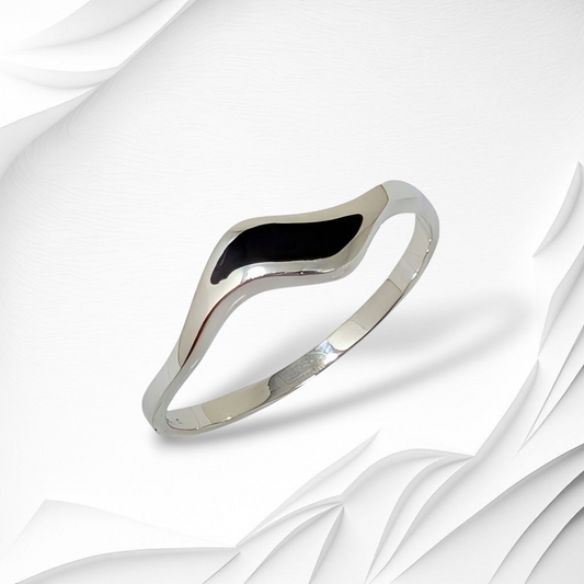 925 Sterling Silver Women's Ring with Authentic Black Onyx Gemstones