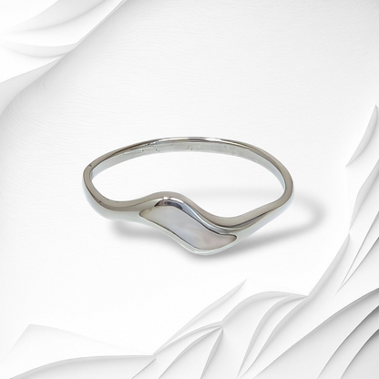 925 Sterling Silver Women's Ring with Authentic Mother of Pearl