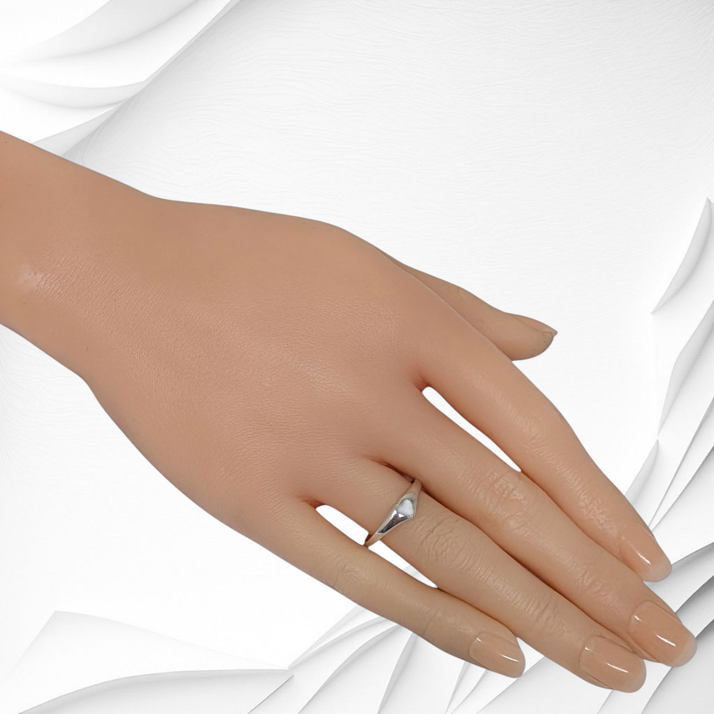 925 Sterling Silver Women's Ring with Authentic Mother of Pearl