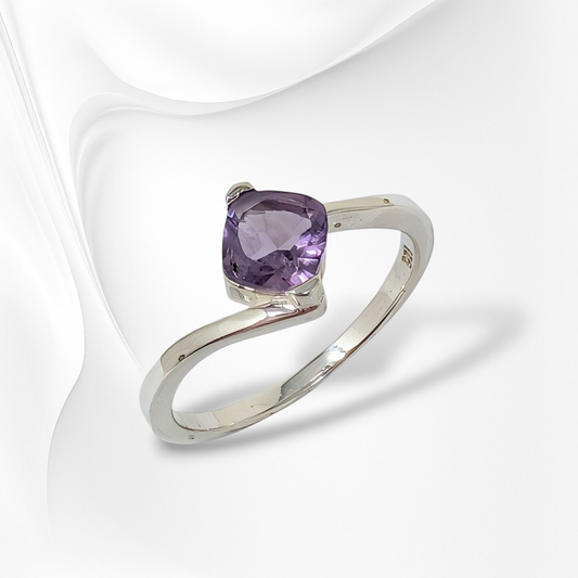 925 Sterling Silver Women's Ring with Authentic Amethyst Gemstone
