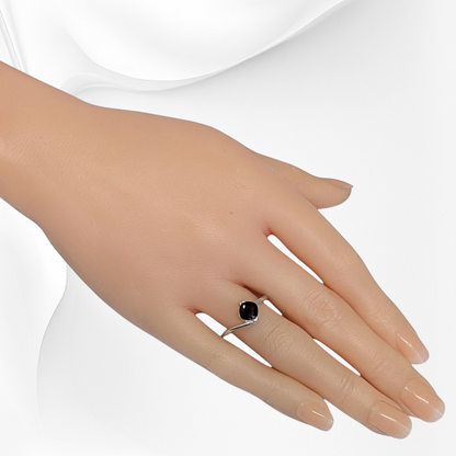 925 Sterling Silver Women's Ring with Authentic Red Garnet Gemstone