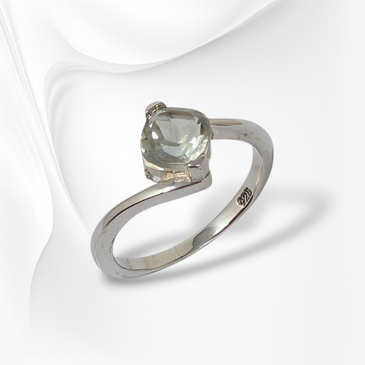 925 Sterling Silver Women's Ring with Authentic Green Amethyst Gemstone