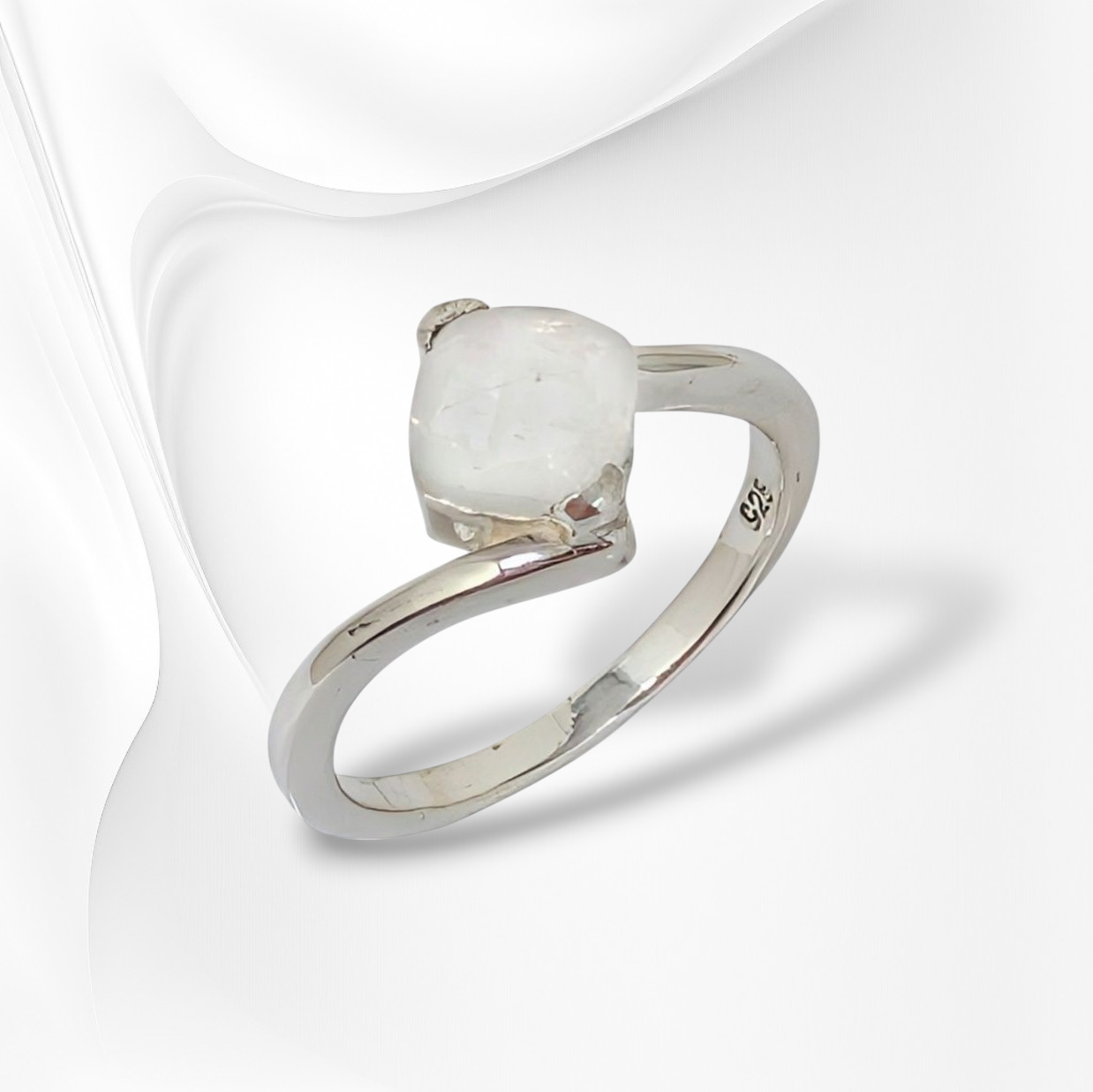 925 Sterling Silver Women's Ring with Authentic Moonstone Gemstone