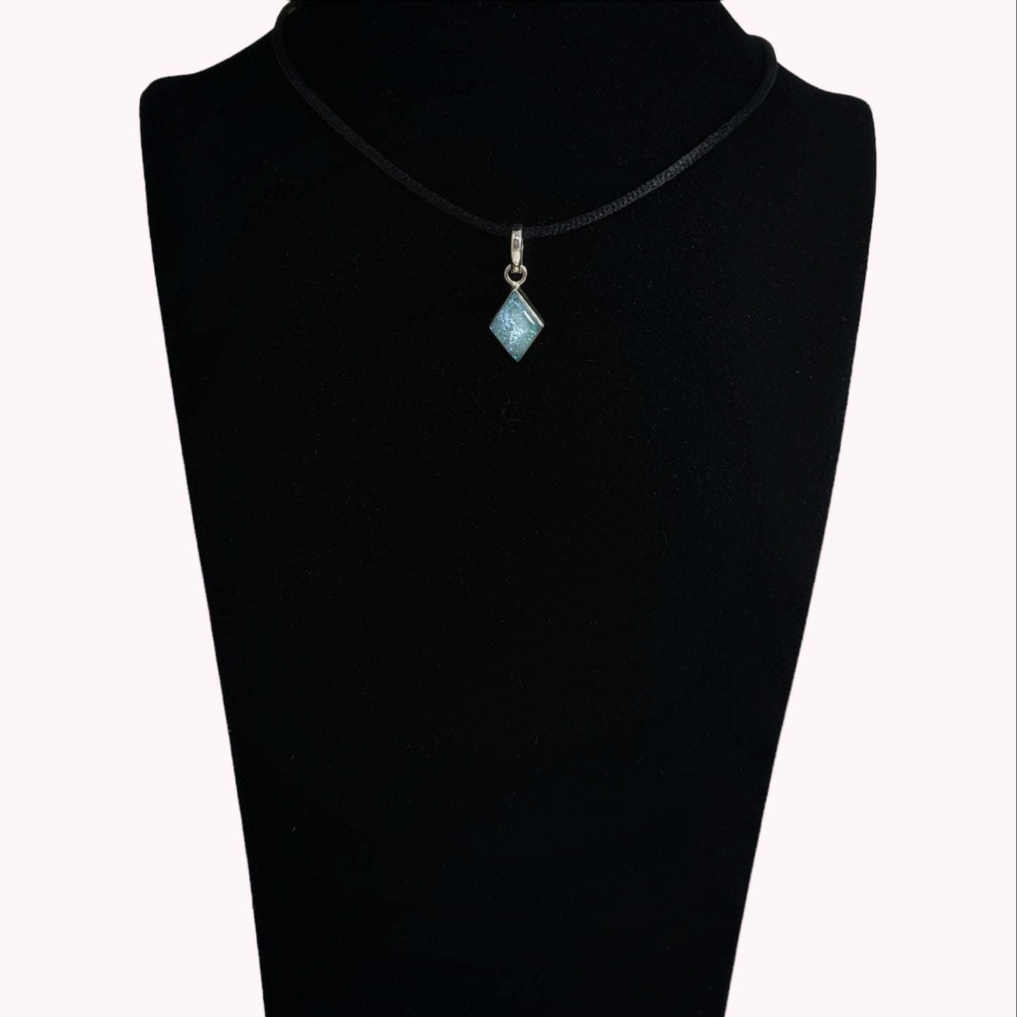 925 Sterling Silver Women's Pendant With Blue Opal Gemstone