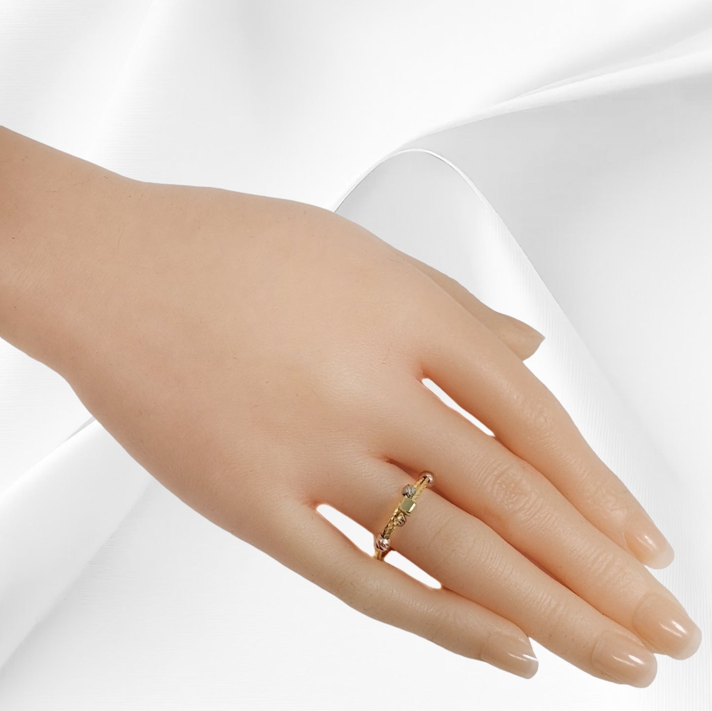 925 Sterling Silver Women's Ring *Silver Diamond Cut Ball Ring