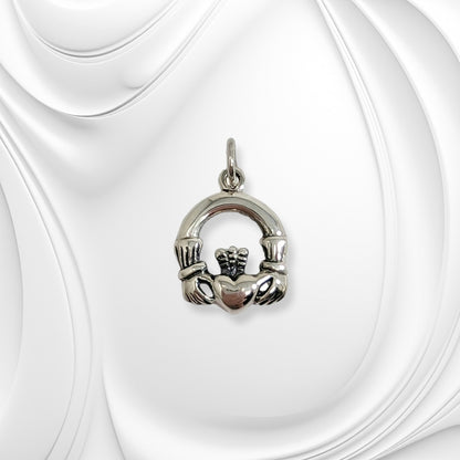 925 Sterling Silver Tiny Irish Claddagh Women's Pendant