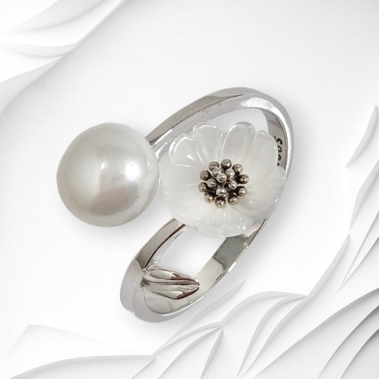 925 Sterling Silver Women's Ring with Authentic Mother of Pearl and Freshwater Pearl