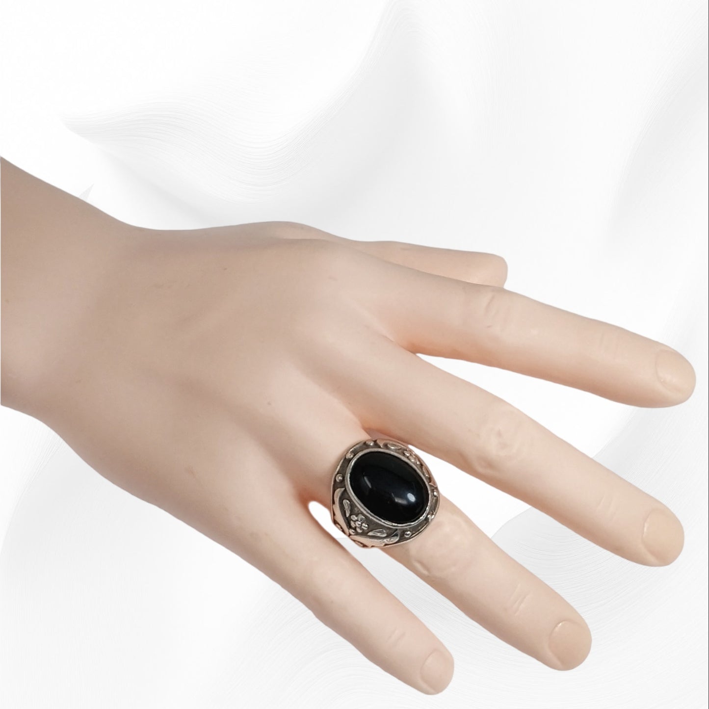 925 Sterling Silver Men's Ring With Authentic Black Onyx Gemstone