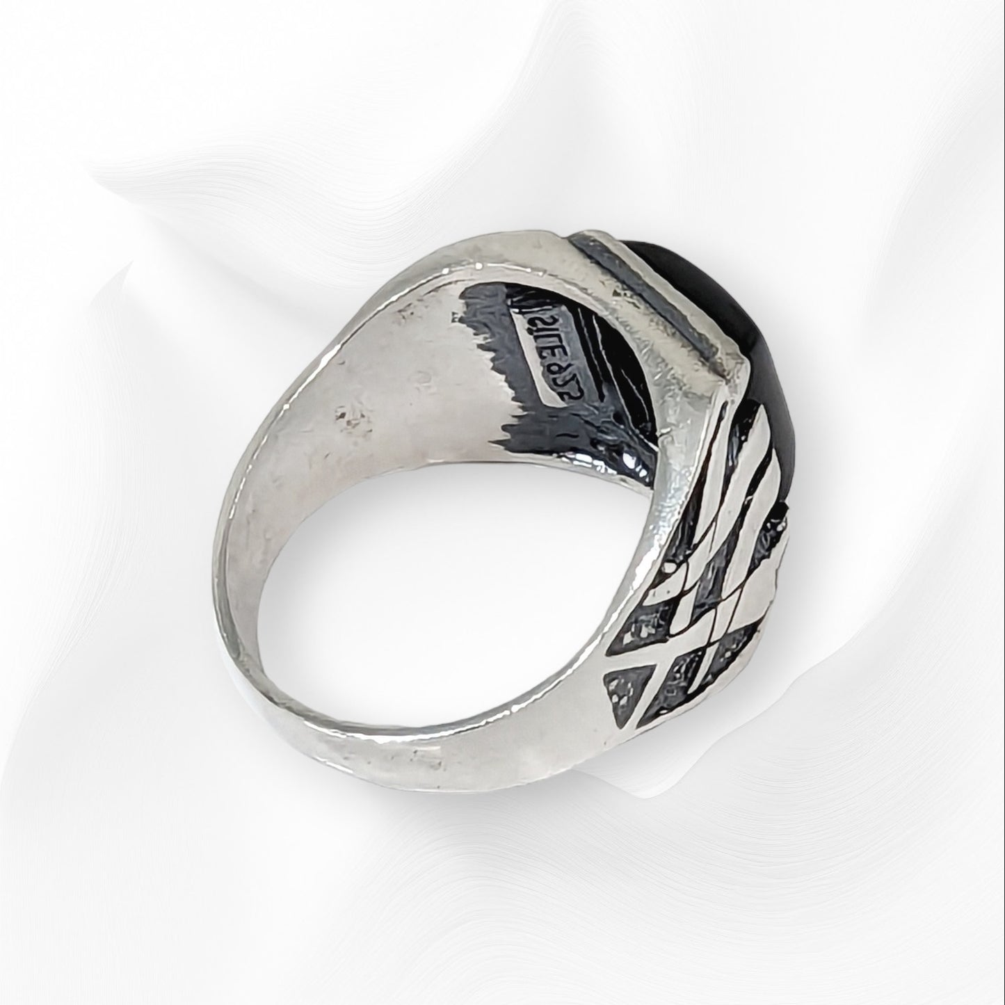 Solid 925 Sterling Silver Men's Ring with Authentic Black Onyx Gemstone