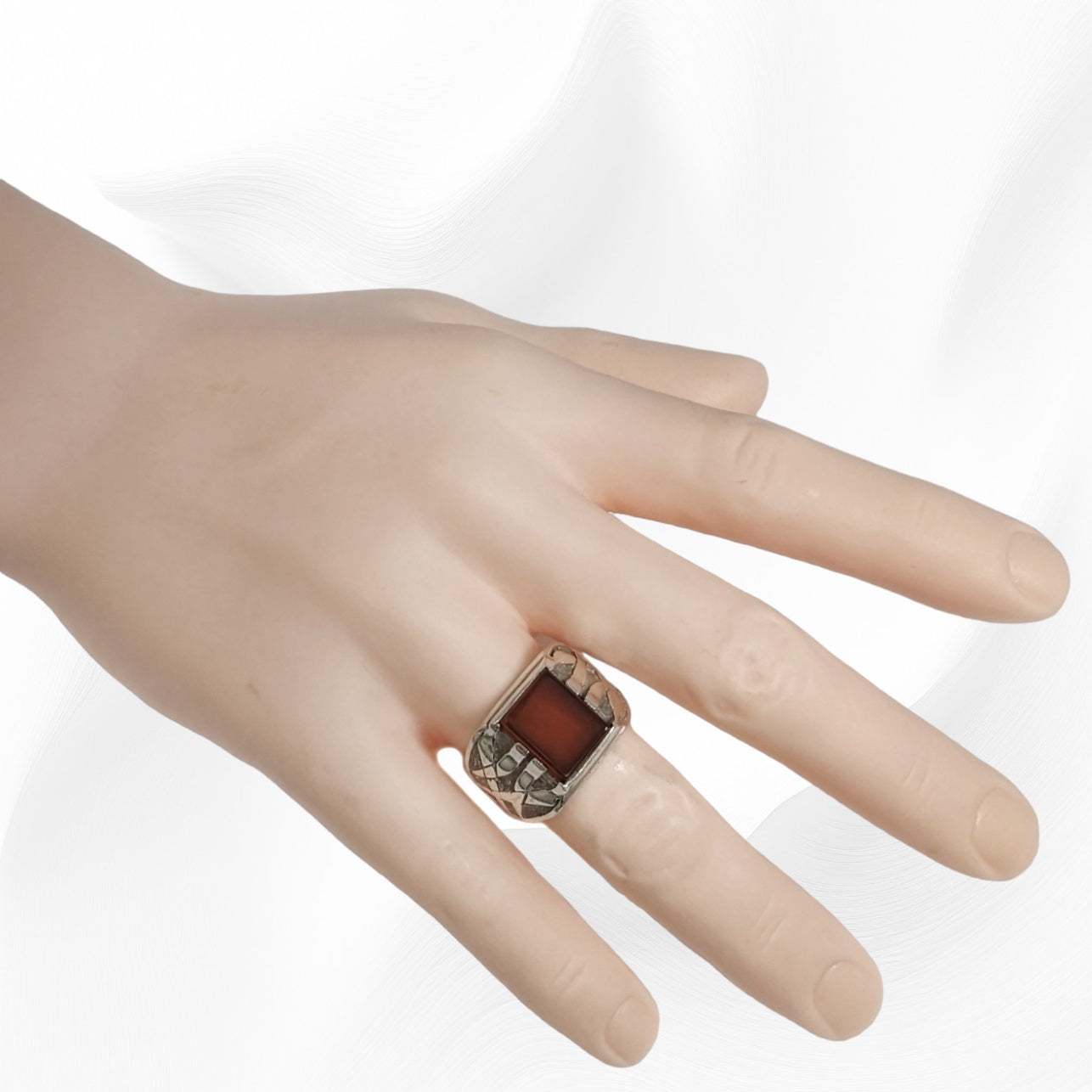 925 Sterling Silver Men's Ring with Authentic Red Agate Gemstone