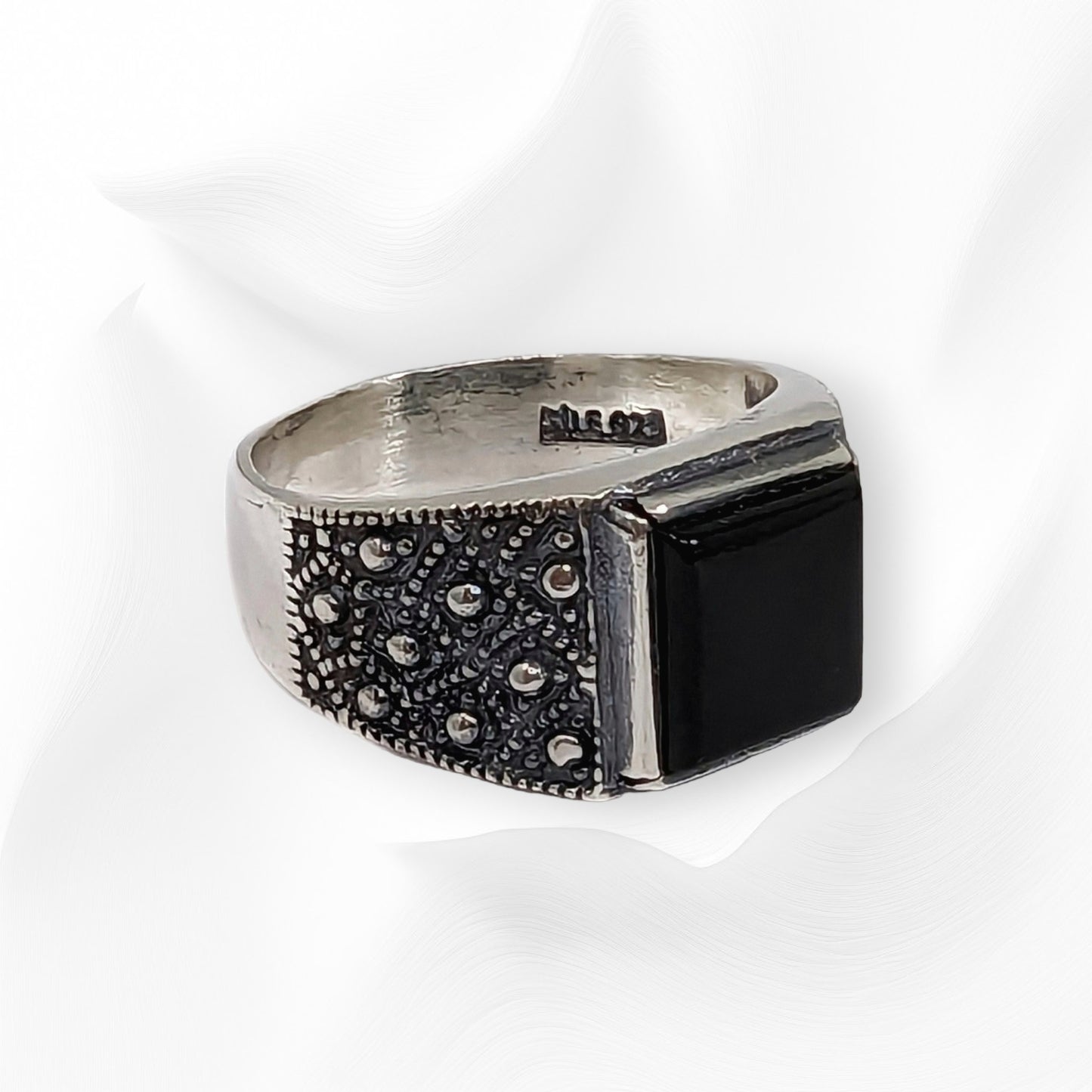 925 Sterling Silver Men's Ring With  Authentic Black Onyx Gemstone