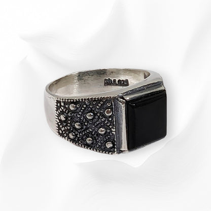 925 Sterling Silver Men's Ring With  Authentic Black Onyx Gemstone