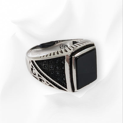 925 Sterling Silver Men's Ring with Authentic Black Onyx Gemstone and Cubic Zirconia