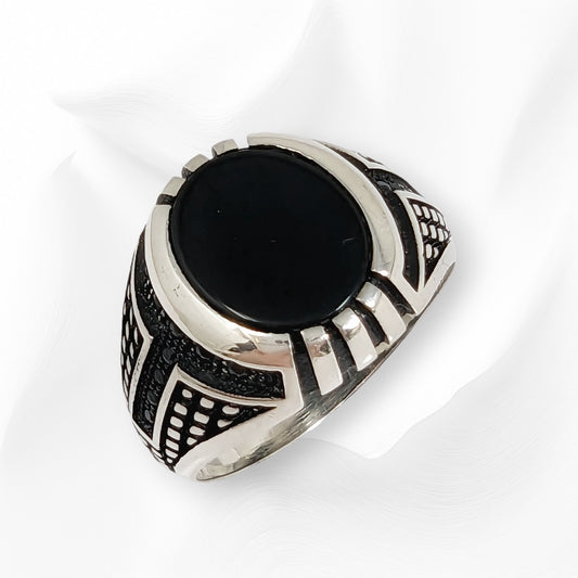 925 Sterling Silver Men's Ring with Authentic Black Onyx Gemstone and Cubic Zirconia