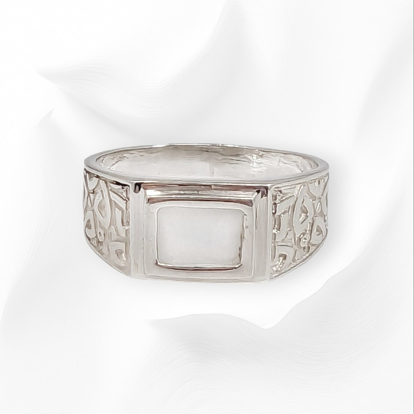 925 Sterling Silver Men's Ring with Authentic Cat's Eye Quartz