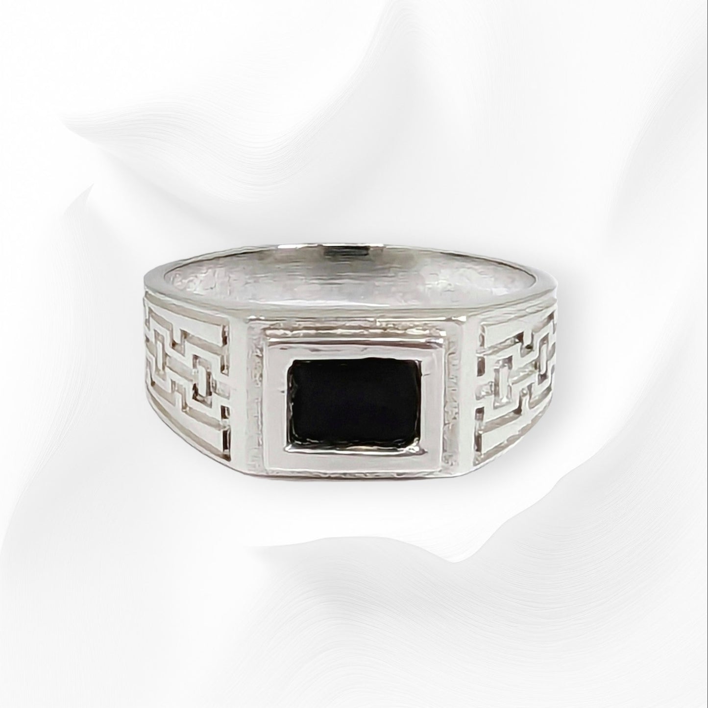 925 Sterling Silver Men's Ring with Authentic Black  Onyx Gemstone