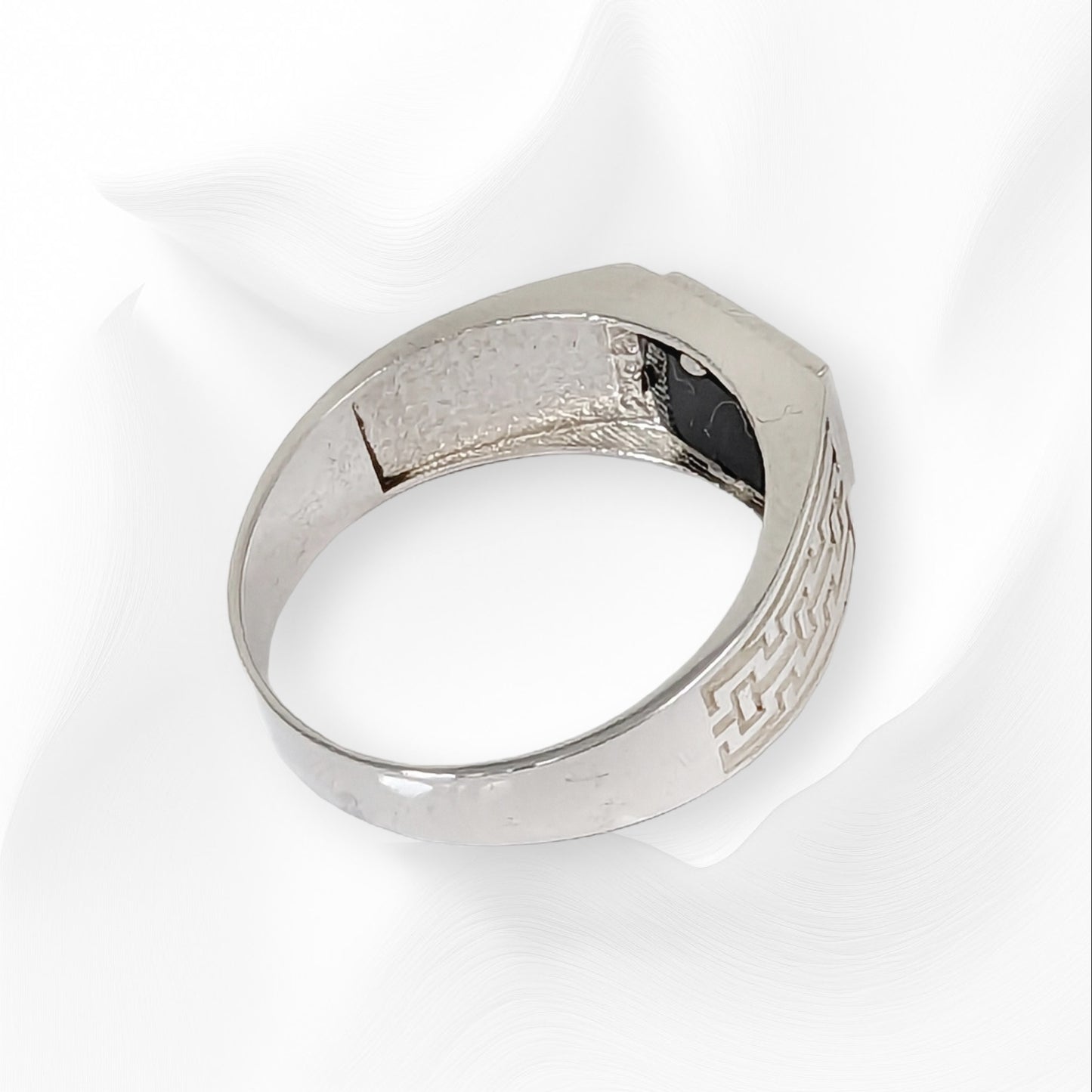 925 Sterling Silver Men's Ring with Authentic Black  Onyx Gemstone