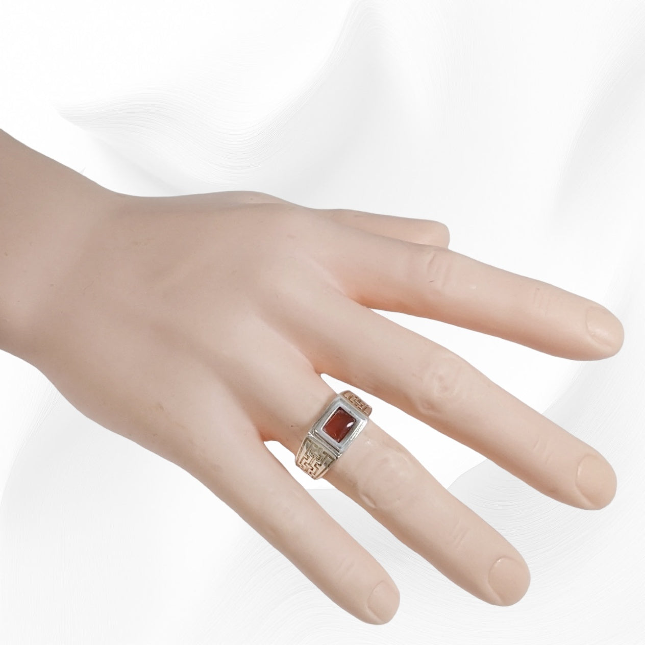 925 Sterling Silver Men's Ring with Authentic Red Agate Gemstone
