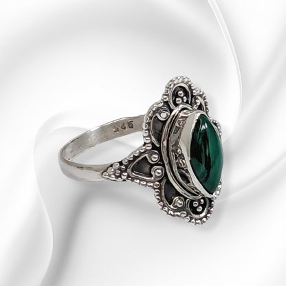 925 Sterling Silver Women's Ring With Authentic Malachite Gemstone