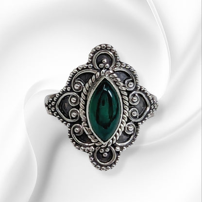 925 Sterling Silver Women's Ring With Authentic Green Onyx Gemstone