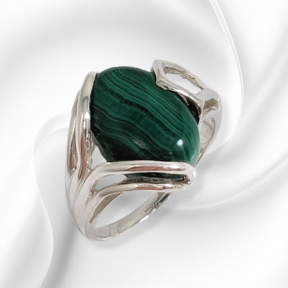 925 Sterling Silver Women's Ring With Authentic Malachite Gemstone