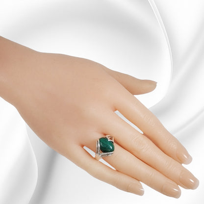 925 Sterling Silver Women's Ring With Authentic Malachite Gemstone