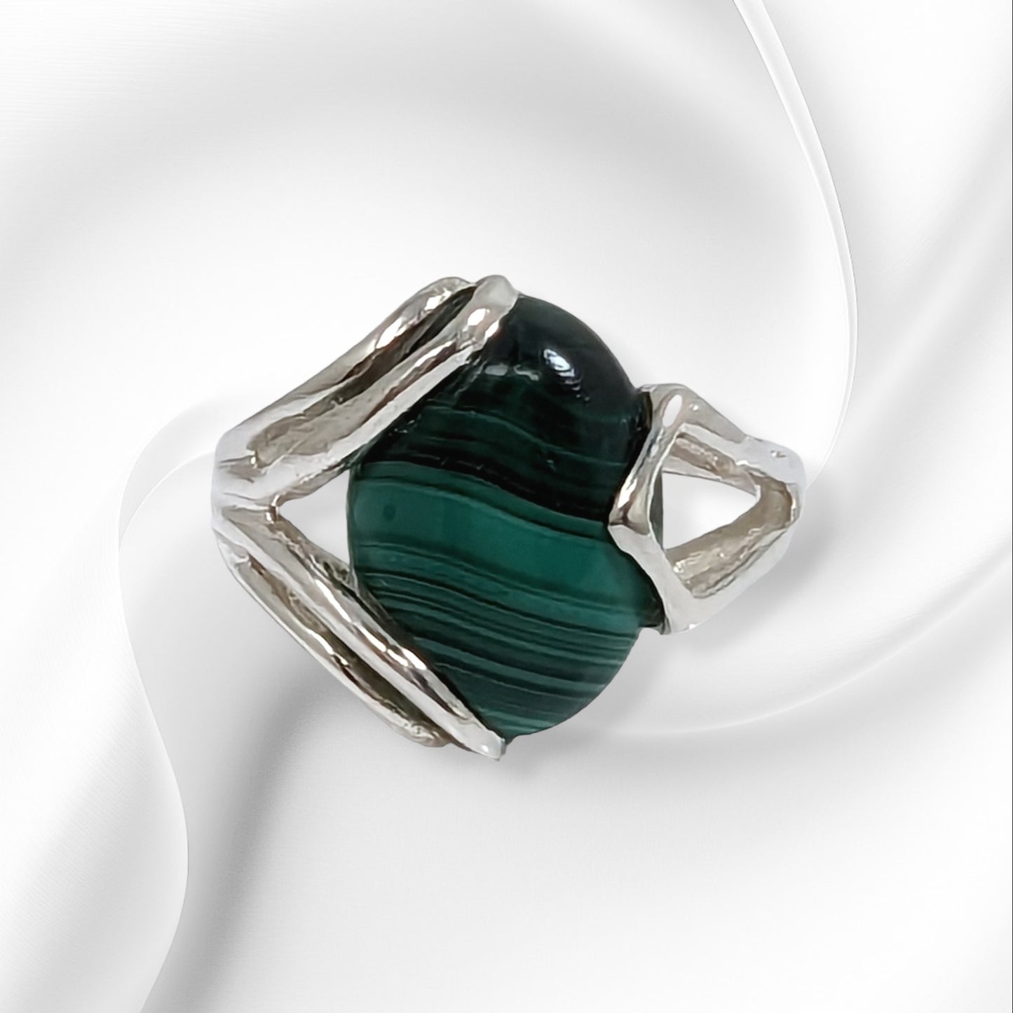 925 Sterling Silver Women's Ring With Authentic Malachite Gemstone