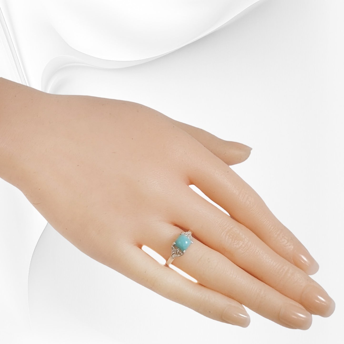 925 Sterling Silver Women's Ring with Authentic Turquoise Gemstone