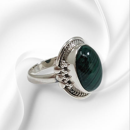 925 Sterling Silver Women's Ring With Authentic Malachite Gemstone