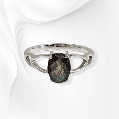 925 Sterling Silver Women's Ring with Authentic Labradorite Gemstone