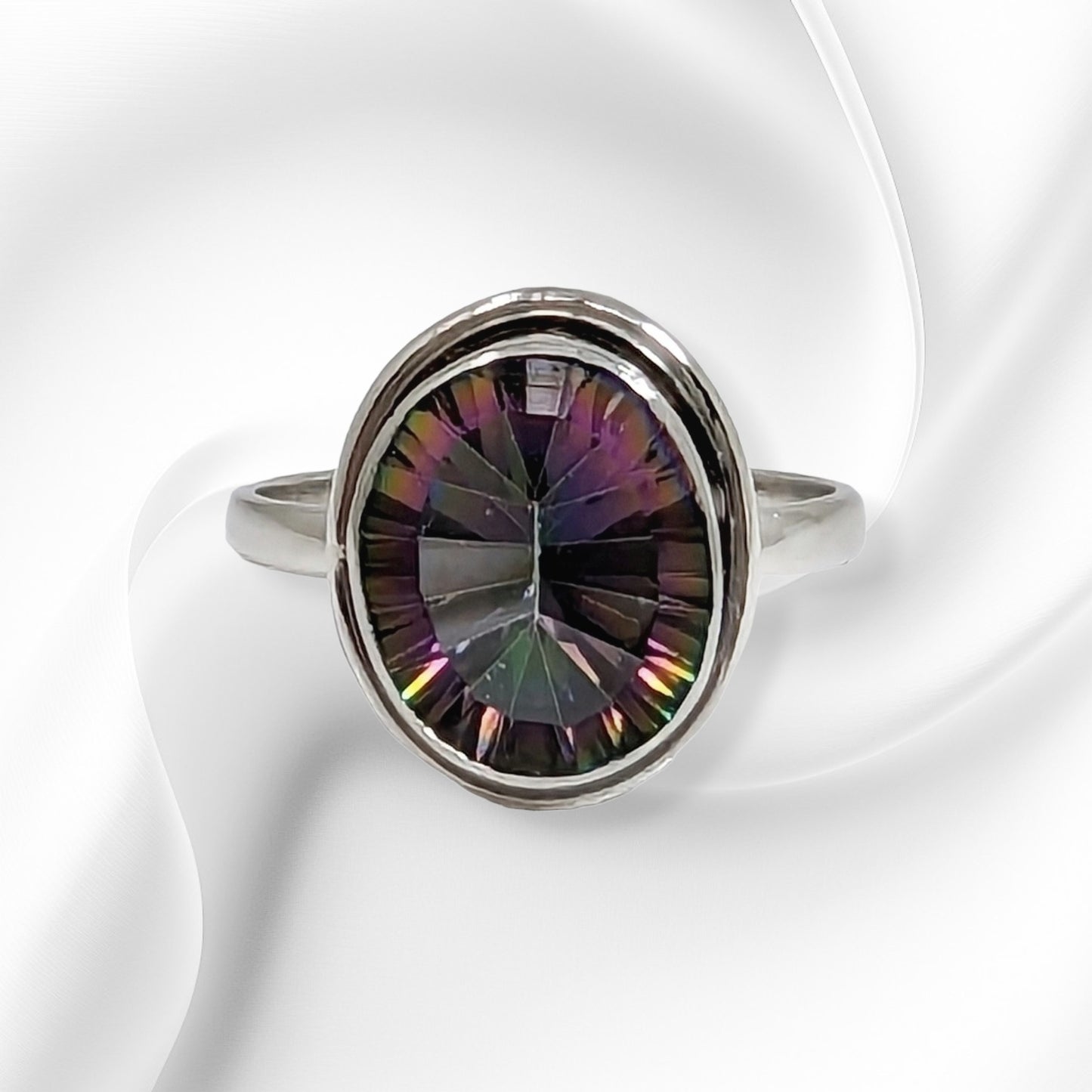925 Sterling Silver Women's Ring with Authentic Mystic Topaz