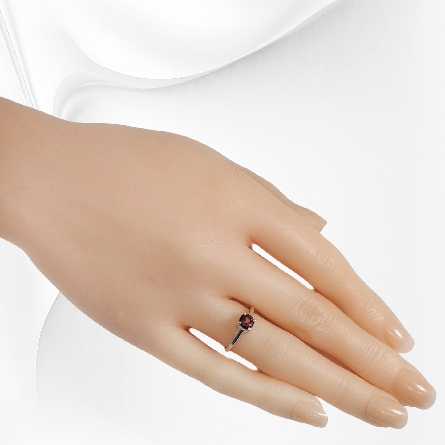 925 Sterling Silver Women's Ring with Authentic Red Garnet Gemstone