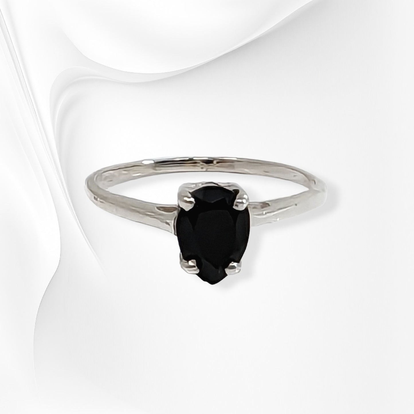 925 Sterling Silver Women's Ring with Authentic Black Onyx Gemstone